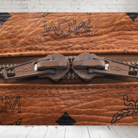 MCM Visetos Leather Boston Bag Brown Unisex Vintage - Picture 11 of 17